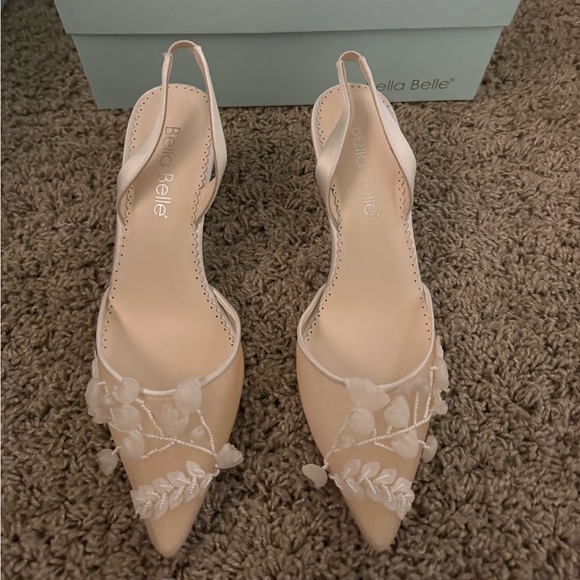 Bella Belle Lilly of the Valley kitten sling back kitten heals New Size 5 1/2 - Picture 11 of 11